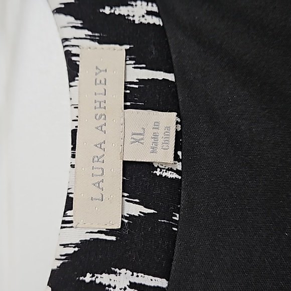 LAURA ASHLEY MAXI BLACK AND IVORY SLEEVELESS PRINT DRESS XL - Picture 3 of 4